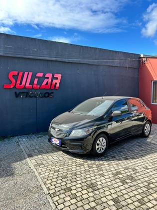 CHEVROLET ONIX 1.0 MPFI JOY 8V FLEX 4P MANUAL CHEVROLET ONIX 1.0 MPFI JOY 8V FLEX 4P MANUAL